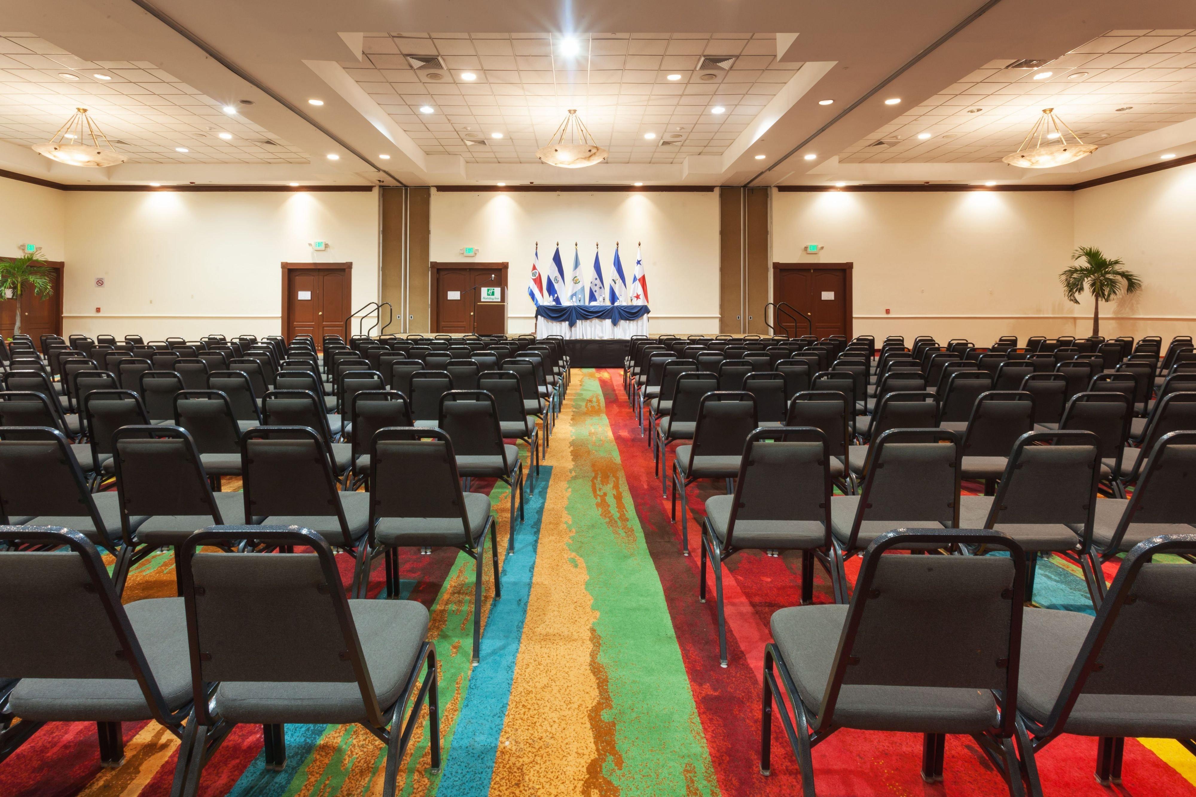 Holiday Inn San Salvador By Ihg Esterno foto