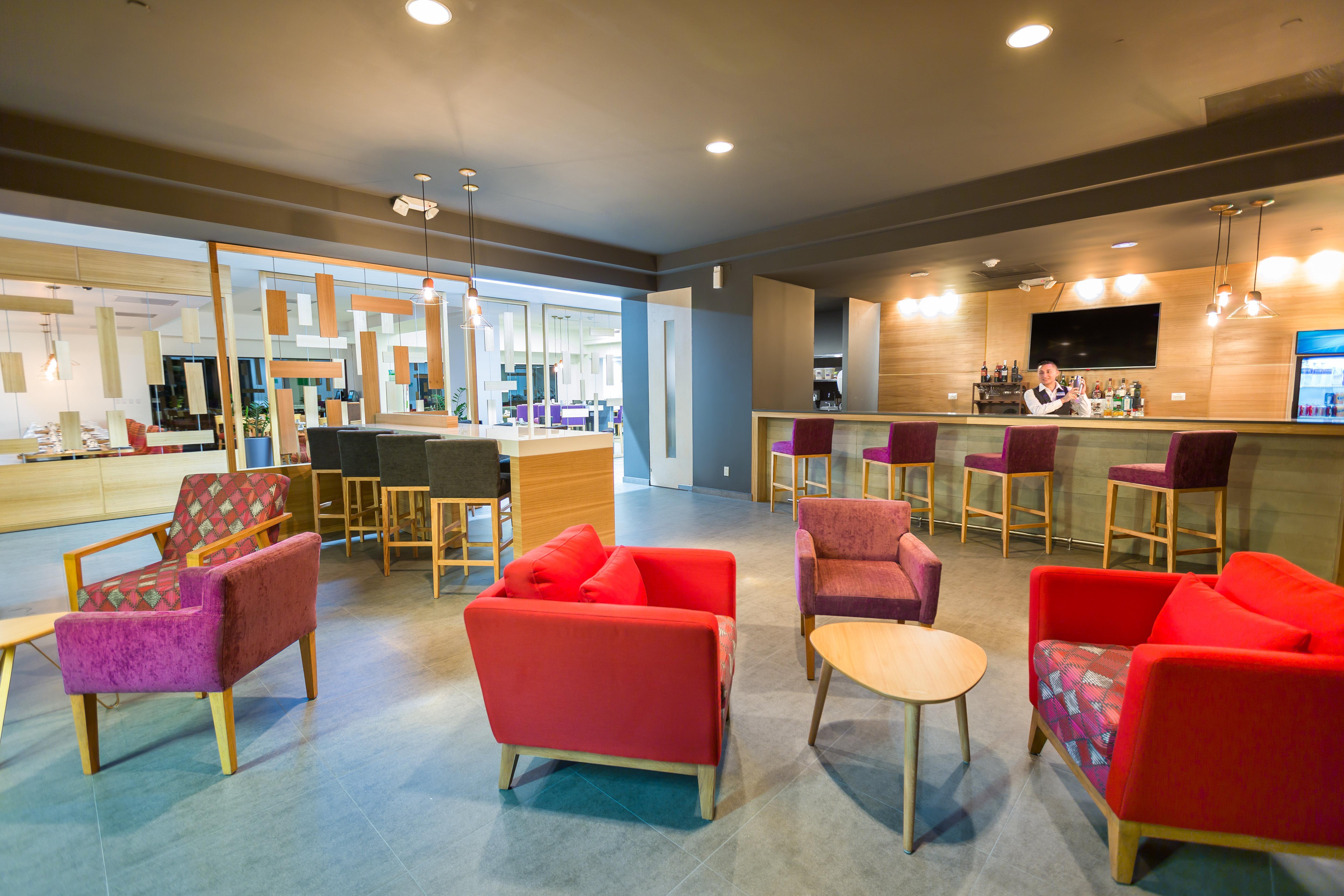 Holiday Inn San Salvador By Ihg Esterno foto